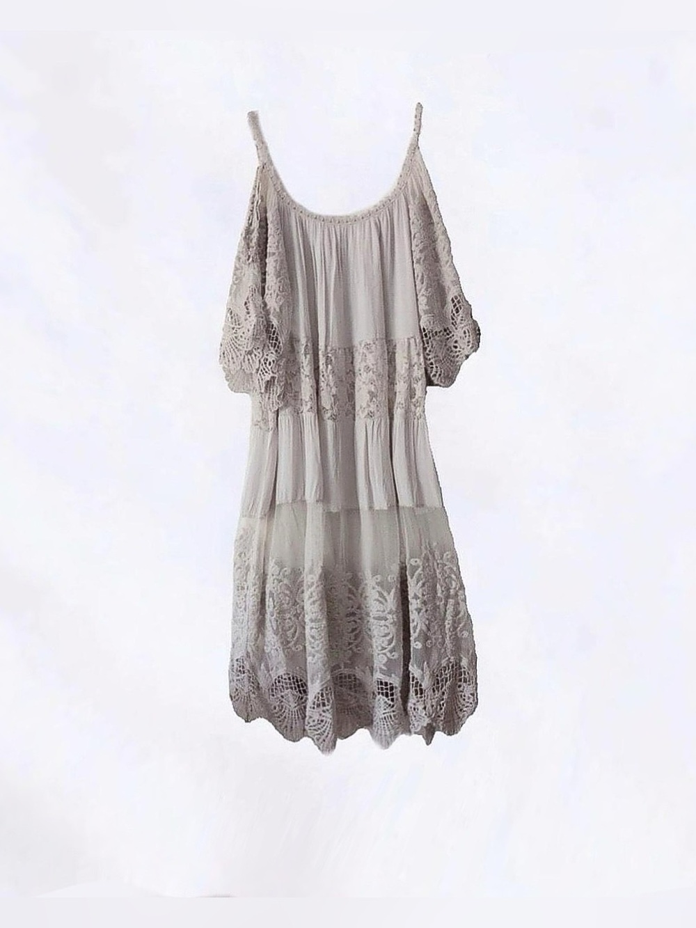 lola ⋆ cold shoulder shift dress
